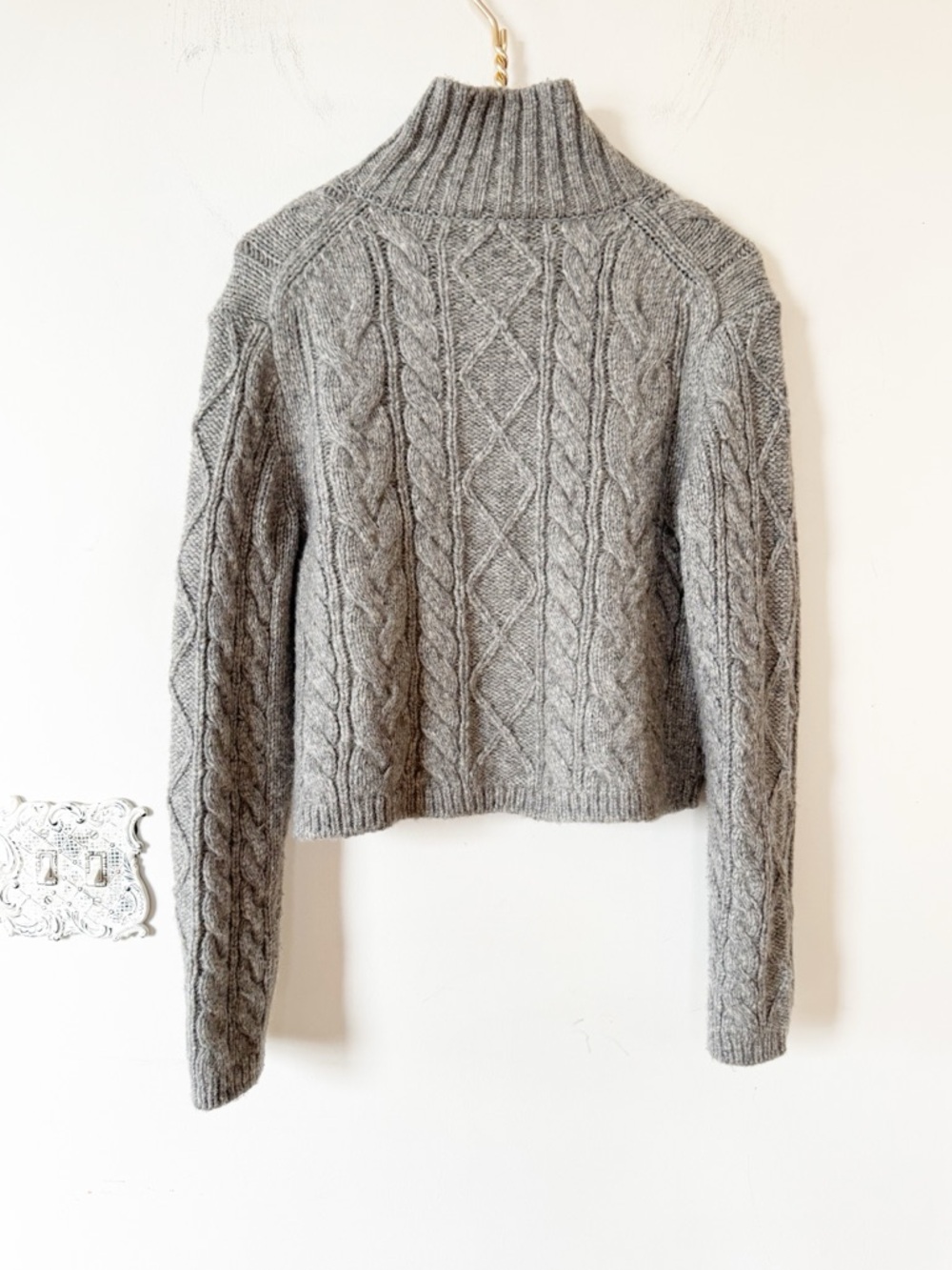 J. Crew Gray Cable-knit turtleneck cardigan Sweater Wool Cropped Gold Buttons S - Picture 5 of 9